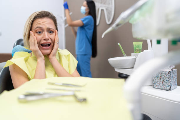 Best Cracked Tooth Emergency Dentist  in Neoga, IL